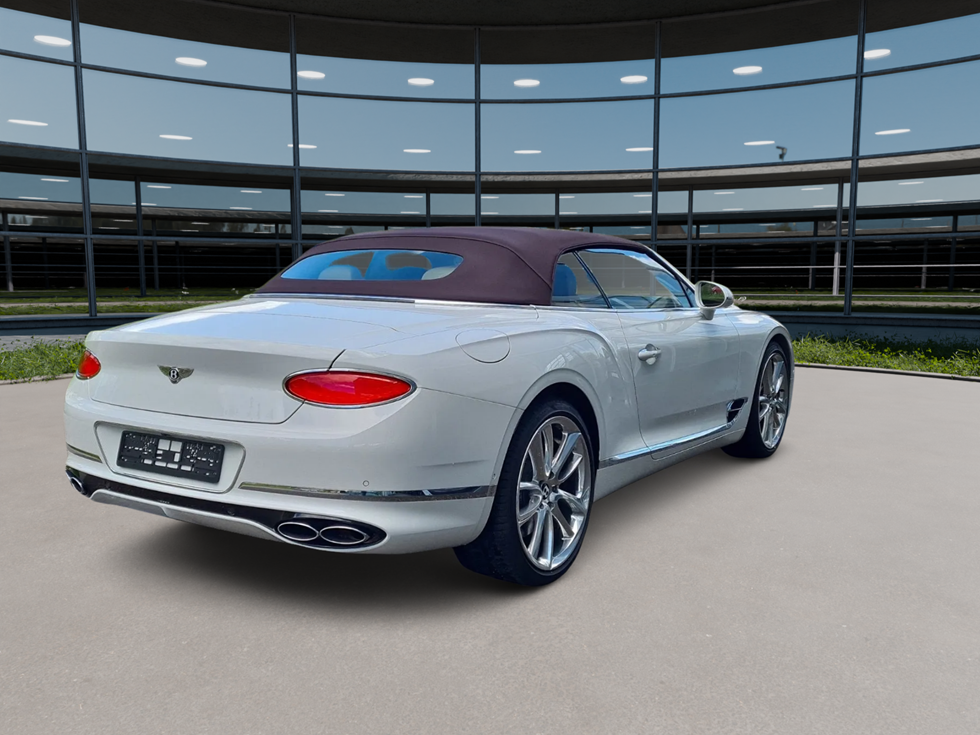 2022 Bentley Continental GTC V8 Elegant / Full Option - Image 3