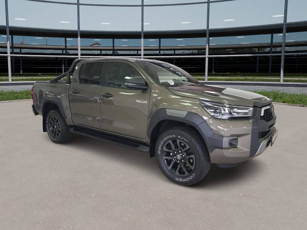 2022 Toyota Hilux Double Cab Invincible 4x4 2.8 JBL Leder - Image 2