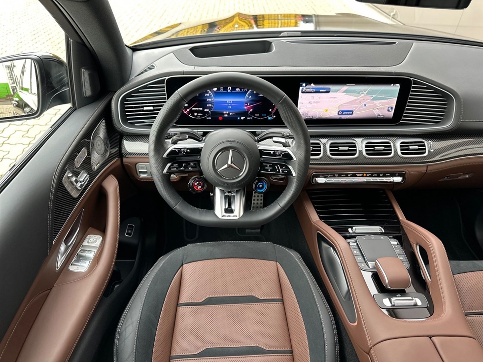 2024 Mercedes-Benz GLS 63 Ultimate 23" Carbon - Image 5